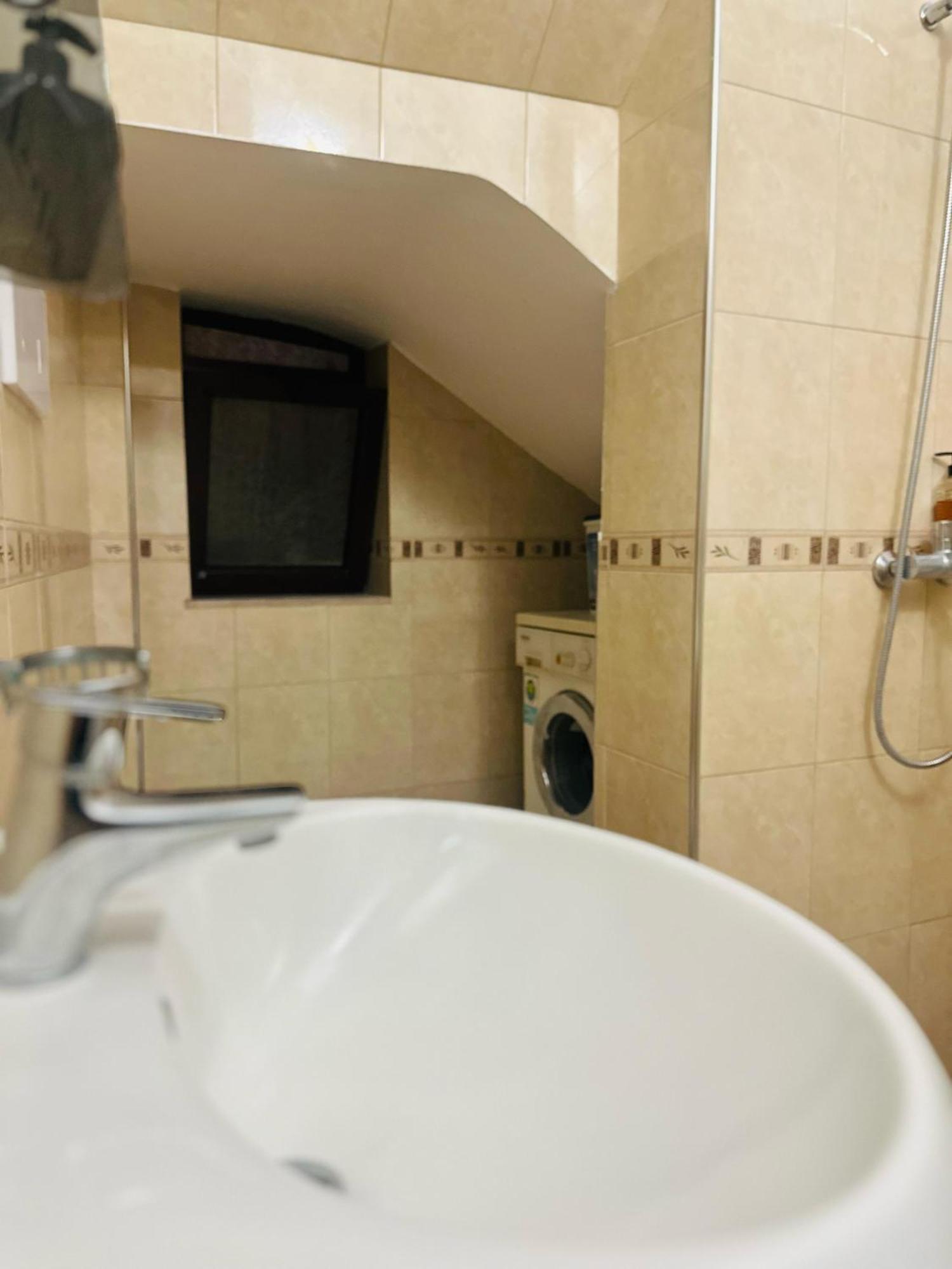 Sunlight & Comfort Flat 4 Pax *