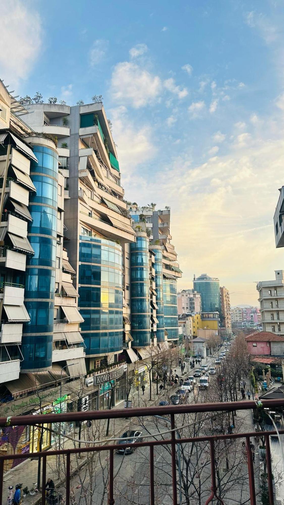 Apartman Sunlight & Comfort Flat 4 Pax Tirana