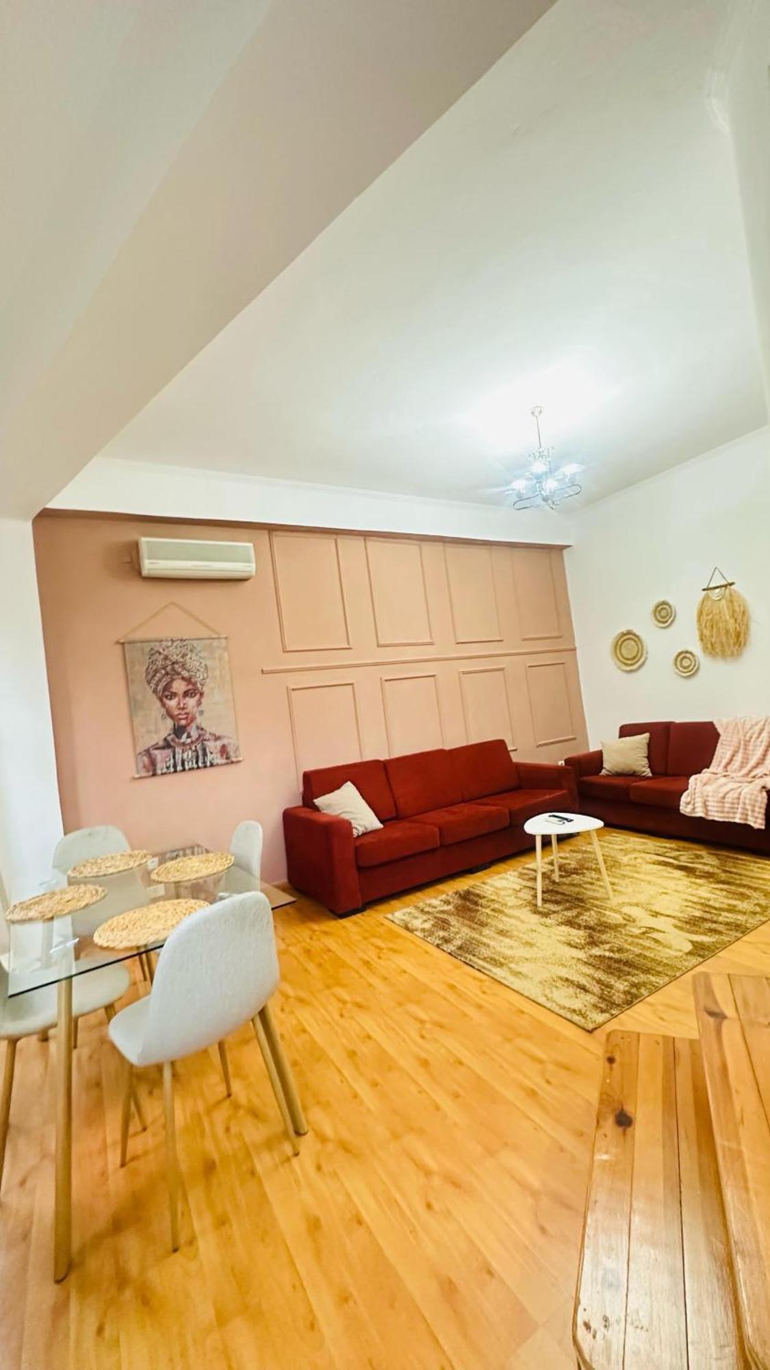 Sunlight & Comfort Flat 4 Pax Apartman Tirana